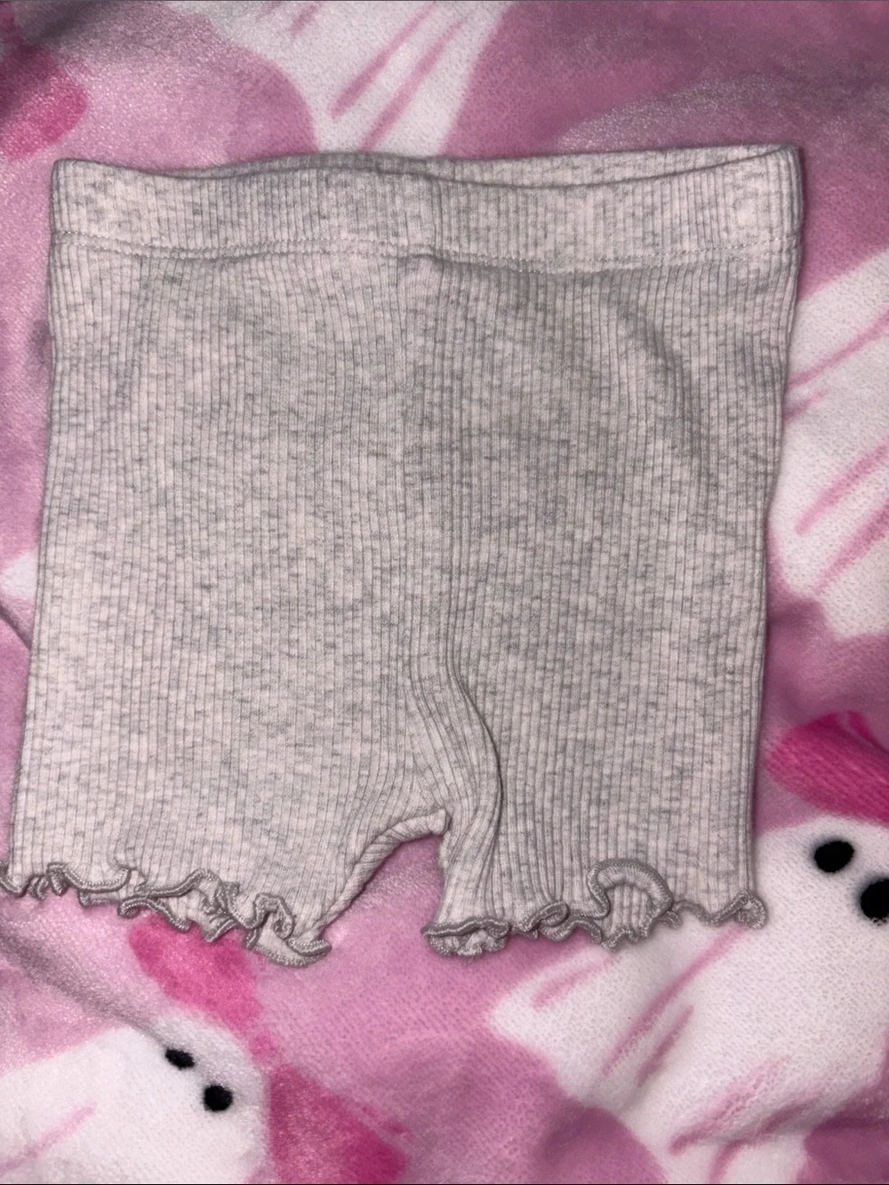 Old Navy Girls' Ribbed Knit Shorts in Light Gray